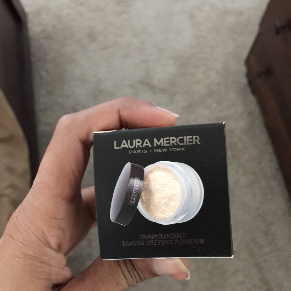 Laura mercier translucent powder
